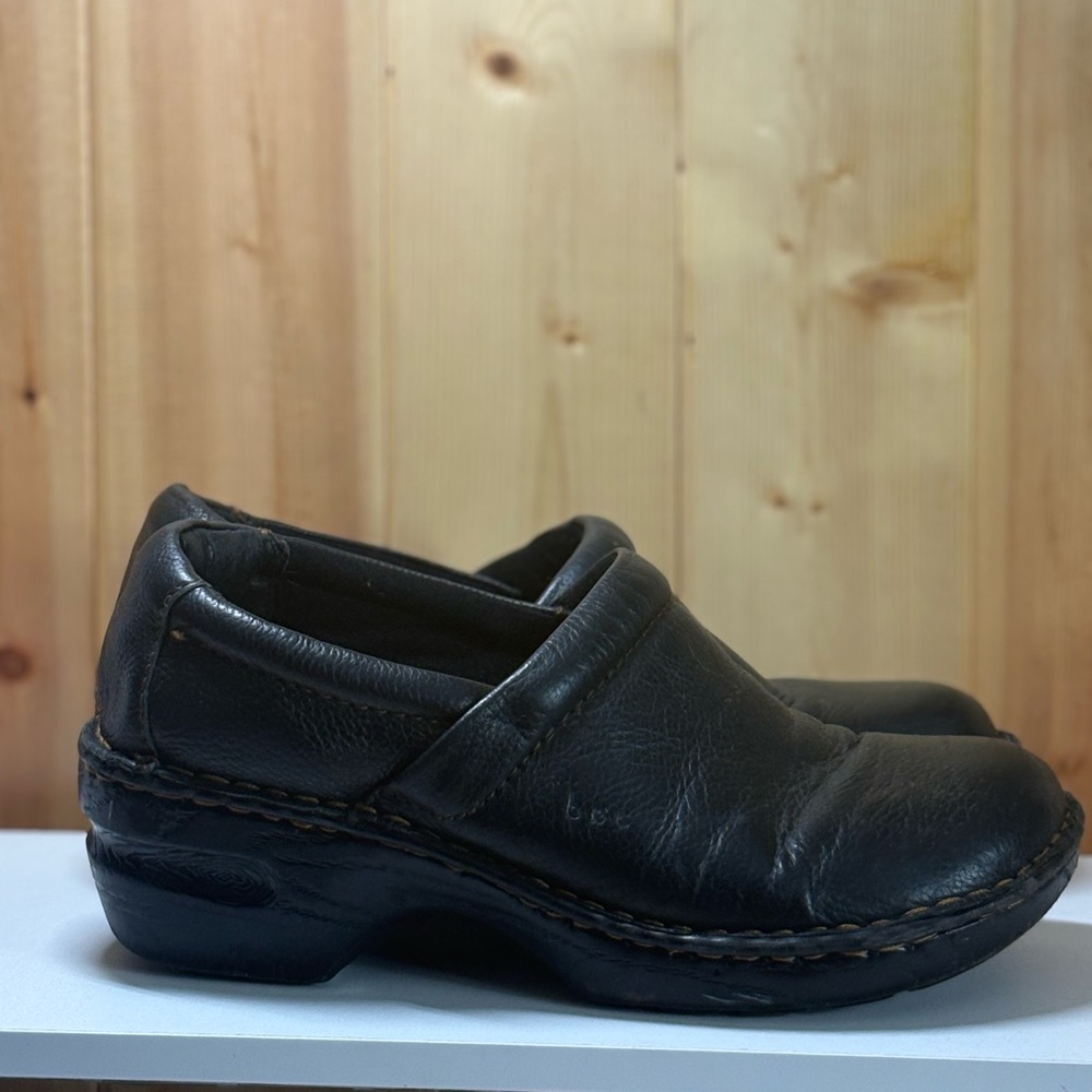 b.o.c born concepts women’s clogs size 8 black leather